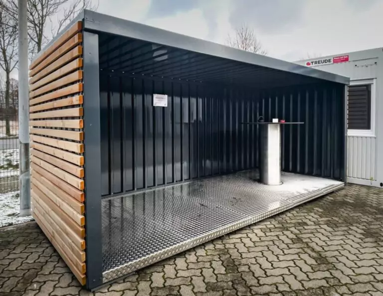 überdachter fahrradunterstand aus einem treude-container