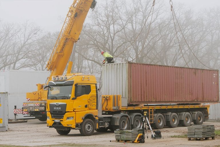 treude_container_umzug