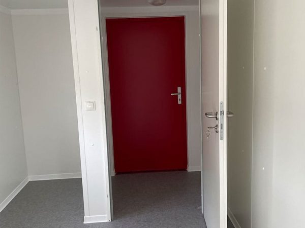 treude_abrollcontainer_hoch_18